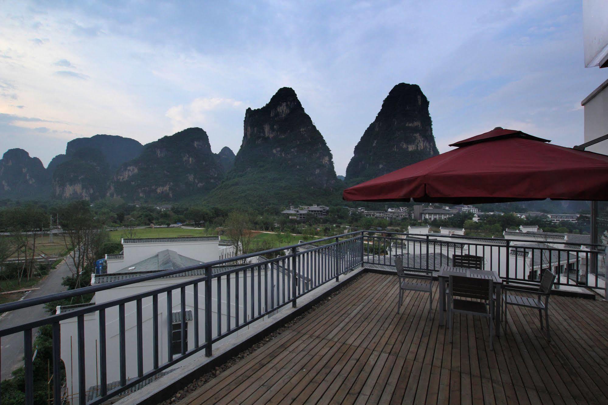 Yangshuo Spring Hill Hotel Extérieur photo